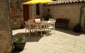 Chambre A La Campagne - Charente